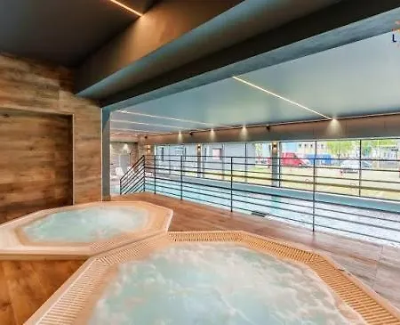 شقة Premium Iv Z Garazem, Basen, Sauna, Grota Solna , Silownia, Jacuzzi كولوبرزيغ